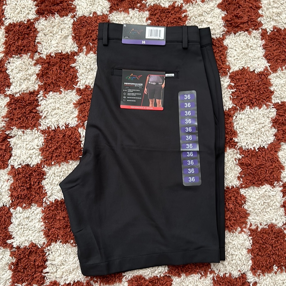 NWT • Greg Norman • performance short